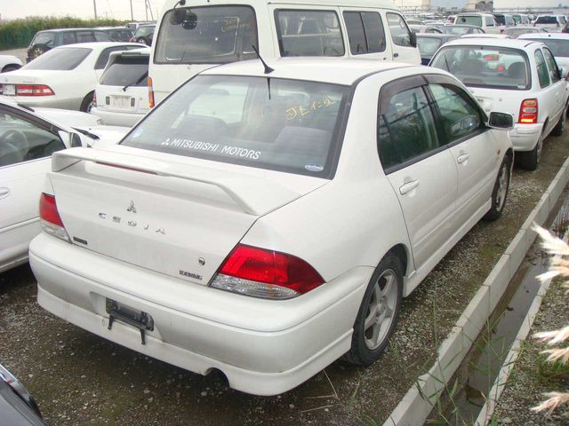 2002 Mitsubishi Lancer Cedia