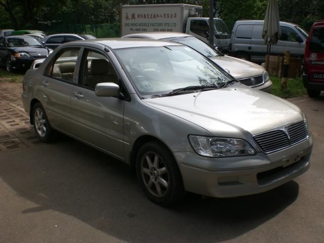 2002 Mitsubishi Lancer Cedia