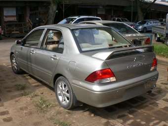 Mitsubishi Lancer Cedia