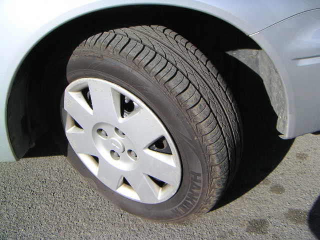 2002 Mitsubishi Lancer Cedia Pics
