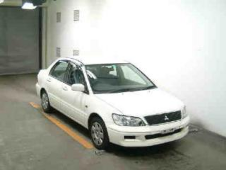 2002 Mitsubishi Lancer Cedia Pictures