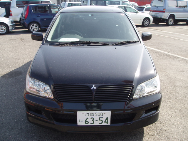 2002 Mitsubishi Lancer Cedia Photos