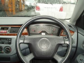 2002 Mitsubishi Lancer Cedia Pictures