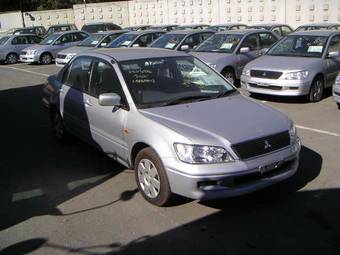 2002 Mitsubishi Lancer Cedia Pictures