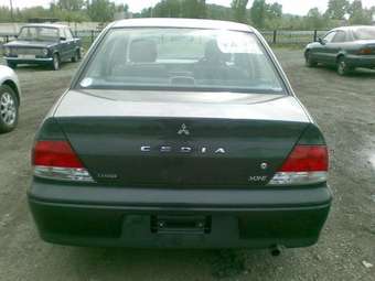 2002 Mitsubishi Lancer Cedia Pictures