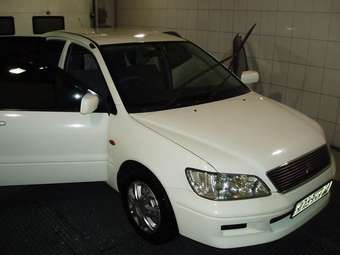 2002 Mitsubishi Lancer Cedia Pictures