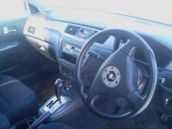 2002 Mitsubishi Lancer Cedia Pictures