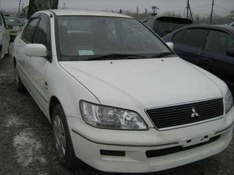 2002 Mitsubishi Lancer Cedia Photos