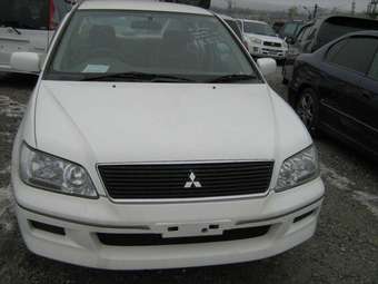 2002 Mitsubishi Lancer Cedia Pictures