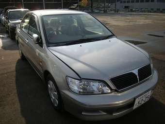 2002 Mitsubishi Lancer Cedia Photos