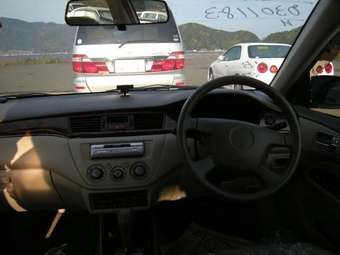 2002 Mitsubishi Lancer Cedia Pictures