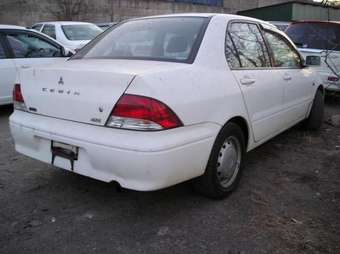 2002 Mitsubishi Lancer Cedia Pictures
