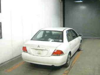 2002 Mitsubishi Lancer Cedia Pics