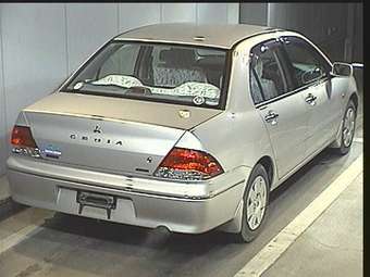 2002 Mitsubishi Lancer Cedia Photos