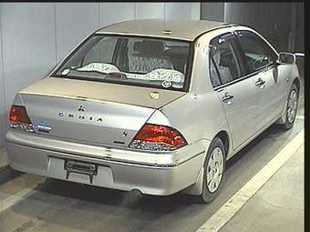 2002 Mitsubishi Lancer Cedia Photos