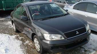 2002 Mitsubishi Lancer Cedia Pictures