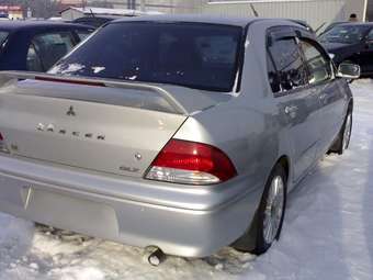 2002 Mitsubishi Lancer Cedia Photos