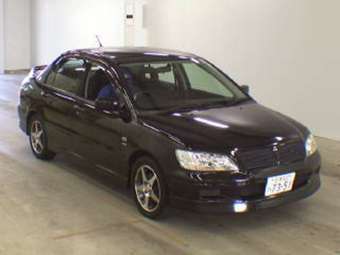 2002 Mitsubishi Lancer Cedia Photos