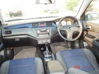 2002 Mitsubishi Lancer Cedia Photos