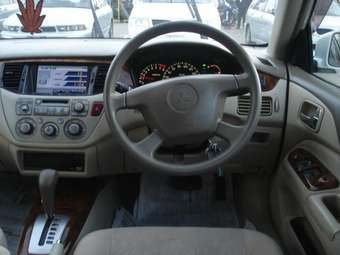 2002 Mitsubishi Lancer Cedia Pictures