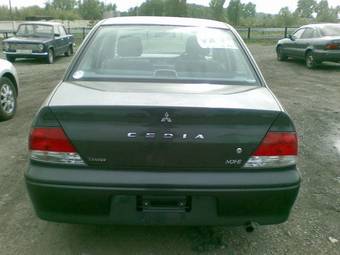 2002 Mitsubishi Lancer Cedia Pictures