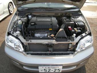 2002 Mitsubishi Lancer Cedia Pictures