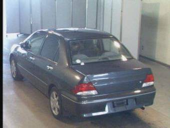 2002 Mitsubishi Lancer Cedia Photos