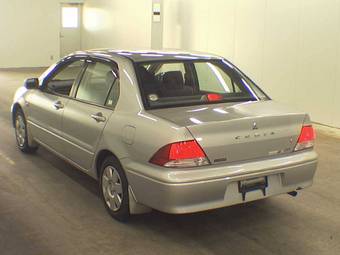 2002 Mitsubishi Lancer Cedia Pictures