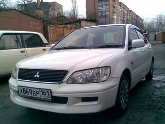 2002 Mitsubishi Lancer Cedia Pictures