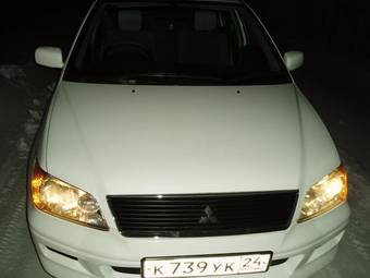 2002 Mitsubishi Lancer Cedia Pictures