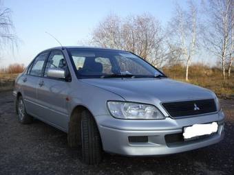 2002 Mitsubishi Lancer Cedia Pictures