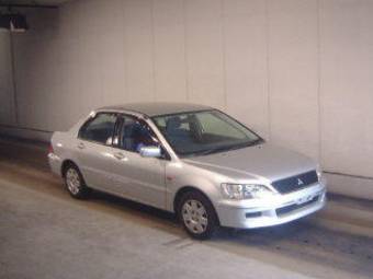 2002 Mitsubishi Lancer Cedia Photos