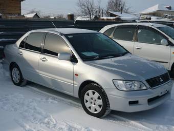 2002 Mitsubishi Lancer Cedia Photos