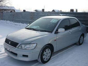 2002 Mitsubishi Lancer Cedia Pictures