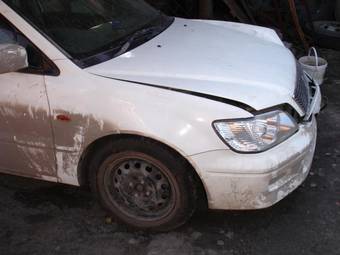 2002 Mitsubishi Lancer Cedia Photos