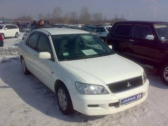 2002 Mitsubishi Lancer Cedia Photos