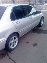 2002 Mitsubishi Lancer Cedia Photos