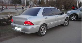 2002 Mitsubishi Lancer Cedia Pictures