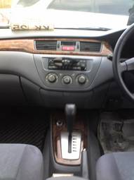 2002 Mitsubishi Lancer Cedia Pictures