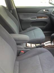 2002 Mitsubishi Lancer Cedia Photos