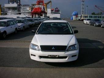 2002 Mitsubishi Lancer Cedia Pictures