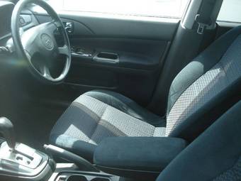 2002 Mitsubishi Lancer Cedia Pictures