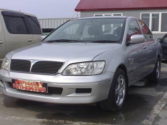 2002 Mitsubishi Lancer Cedia Pics