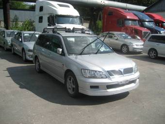 2002 Mitsubishi Lancer Cedia Photos