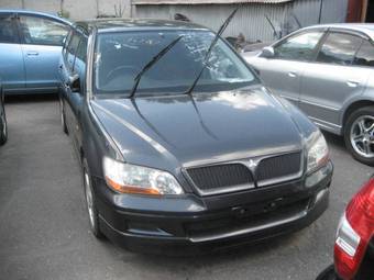 2002 Mitsubishi Lancer Cedia Pictures