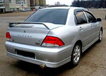 2002 Mitsubishi Lancer Cedia Pictures