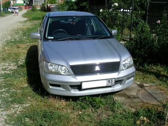 2002 Mitsubishi Lancer Cedia Images