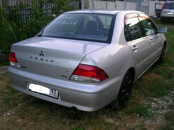 2002 Mitsubishi Lancer Cedia Pictures