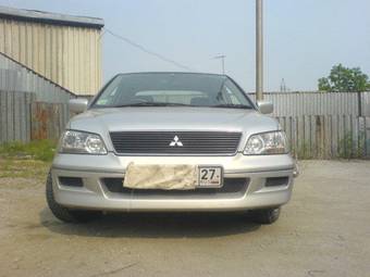2002 Mitsubishi Lancer Cedia Photos