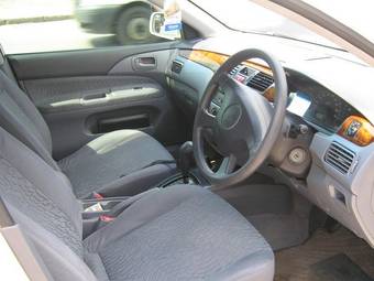 2002 Mitsubishi Lancer Cedia Pictures